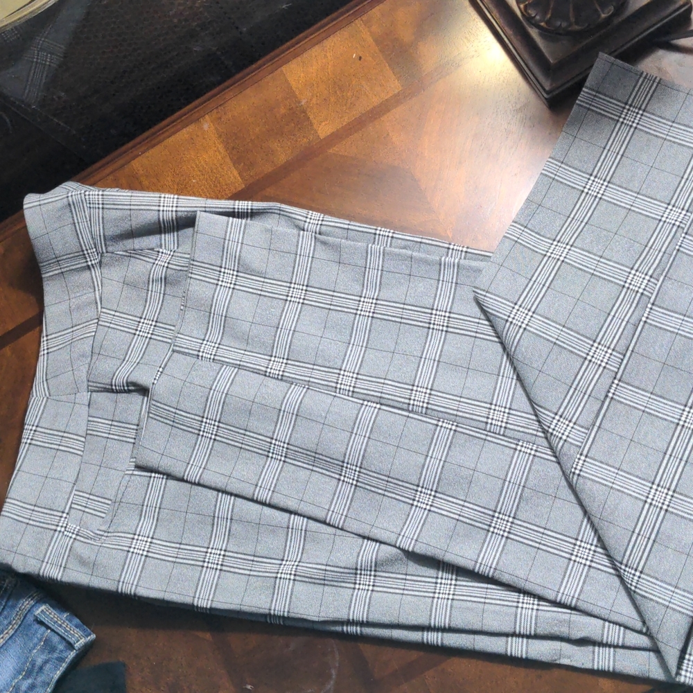 lady's pants